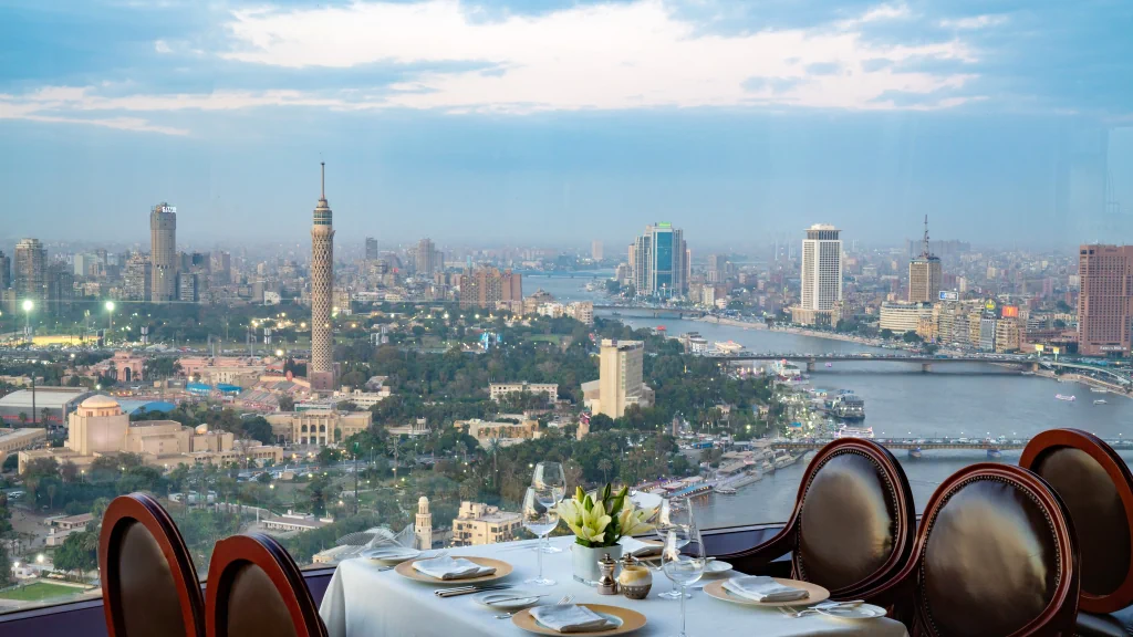 الفندق جراند نايل تاور - القاهرة